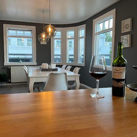 Lovely Penthouse Downtown With 3 Bedrooms Akureyri Eksteriør bilde