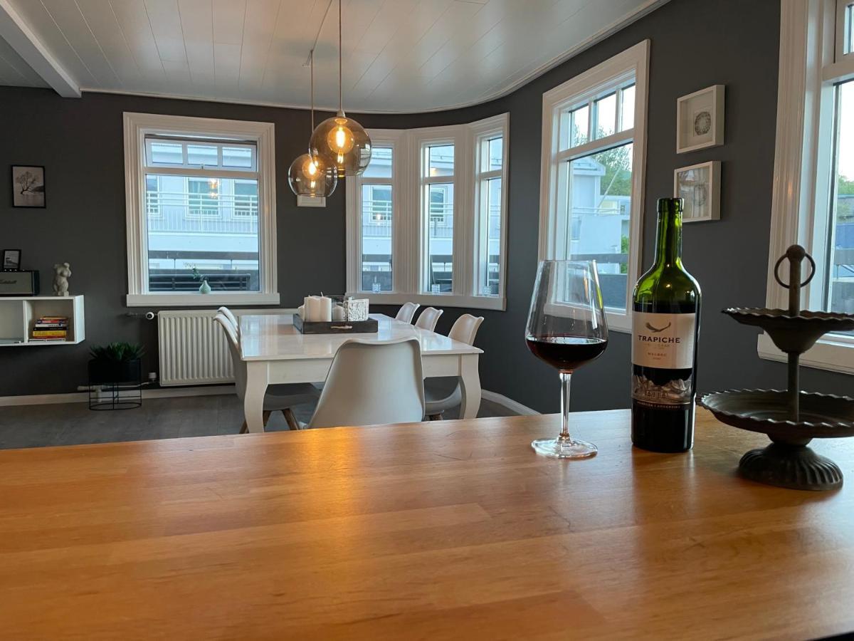 Lovely Penthouse Downtown With 3 Bedrooms Akureyri Eksteriør bilde